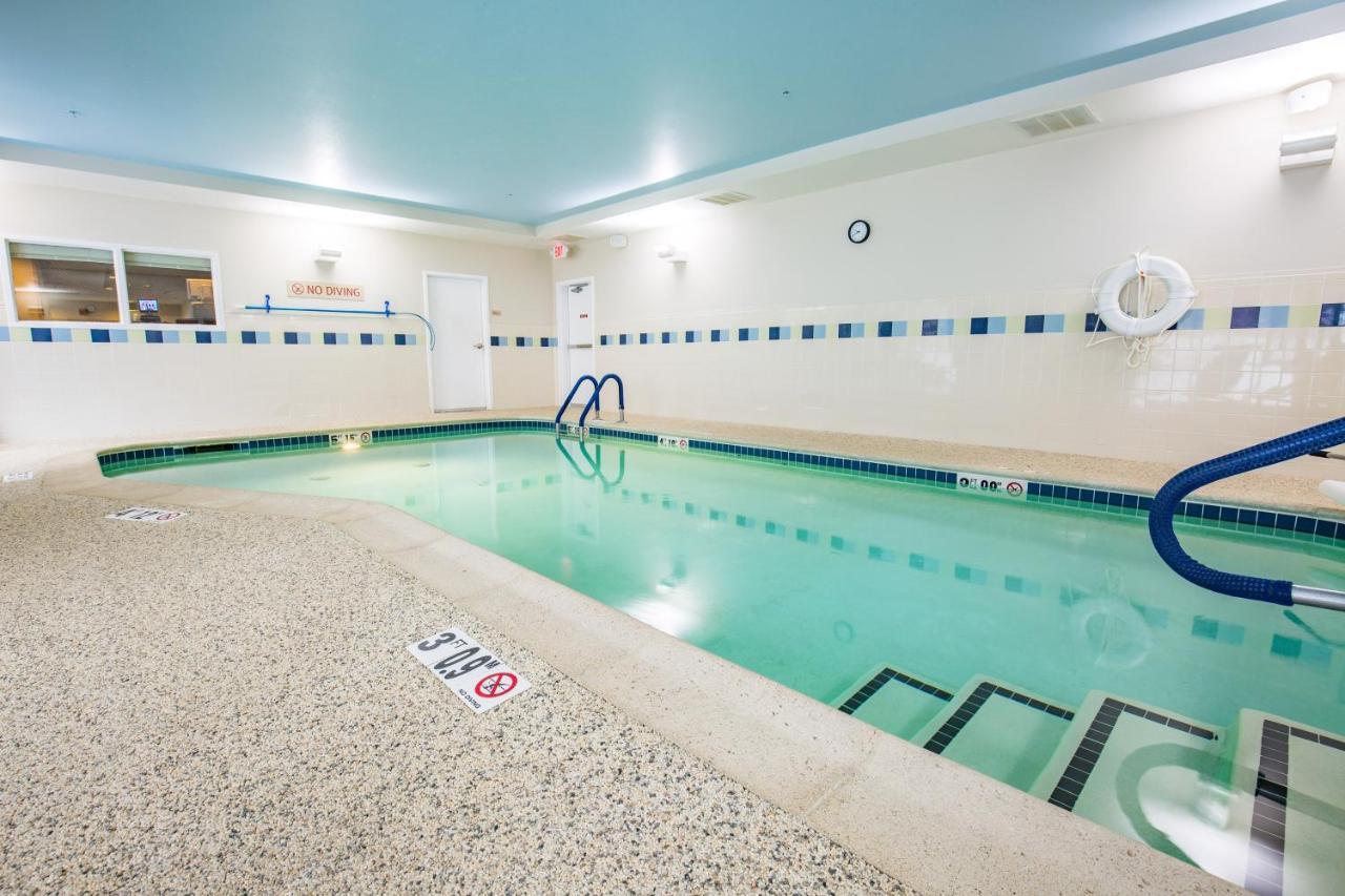 Towneplace Suites By Marriott גילפורד מראה חיצוני תמונה