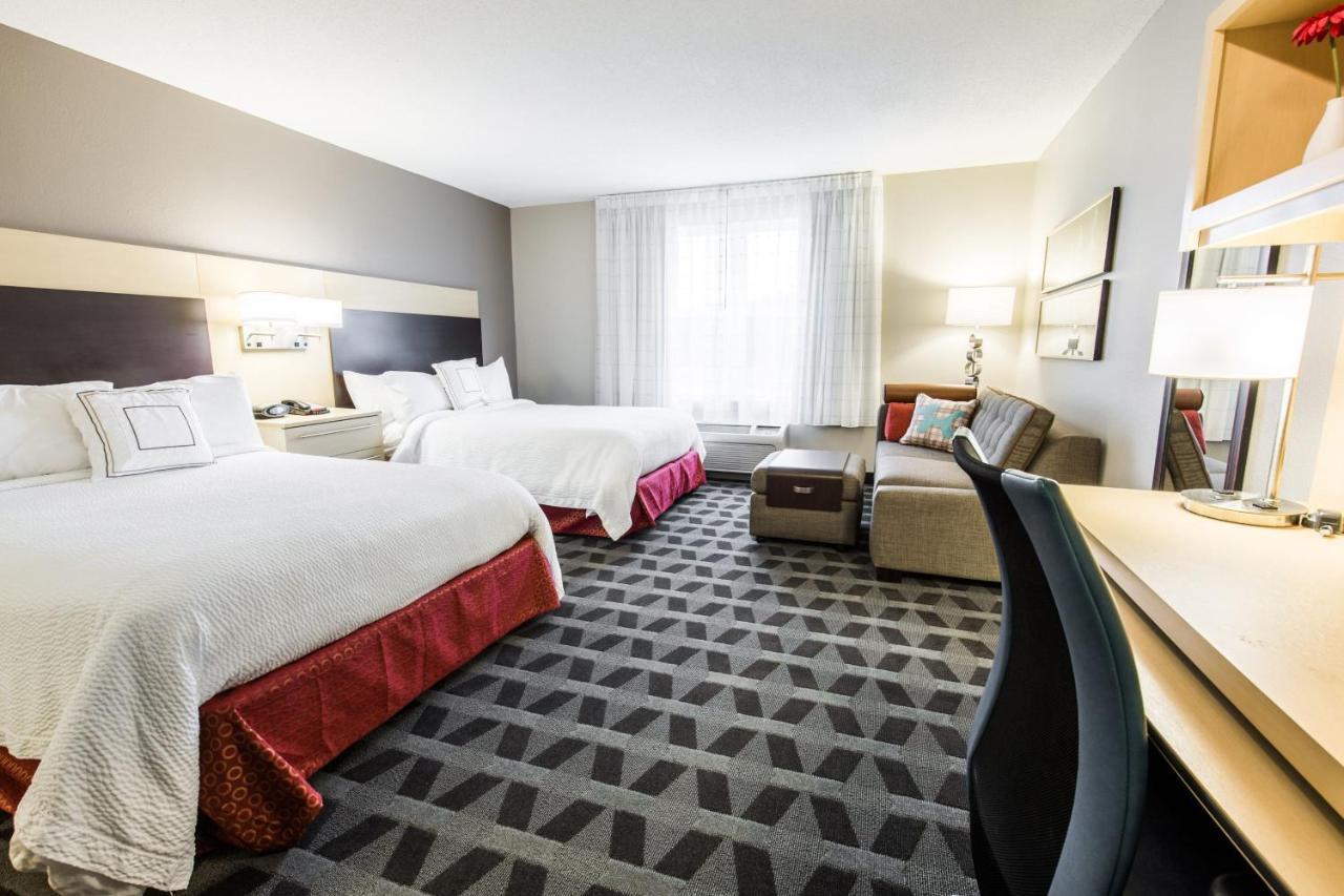 Towneplace Suites By Marriott גילפורד מראה חיצוני תמונה
