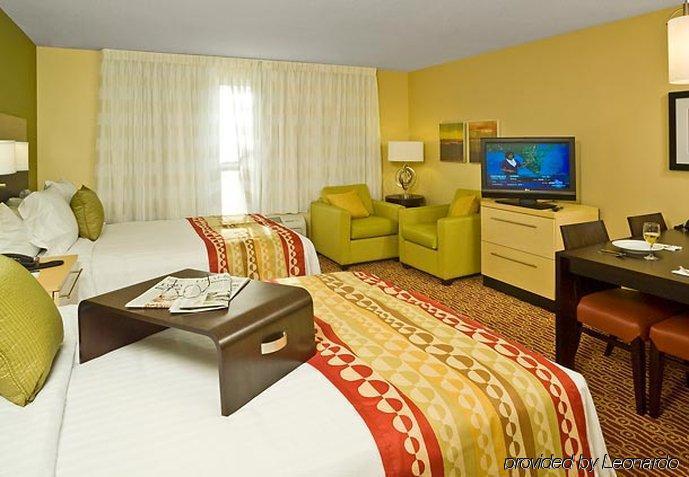Towneplace Suites By Marriott גילפורד חדר תמונה