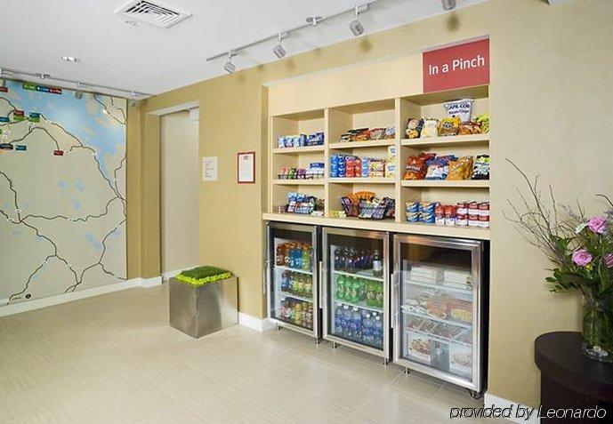 Towneplace Suites By Marriott גילפורד מסעדה תמונה