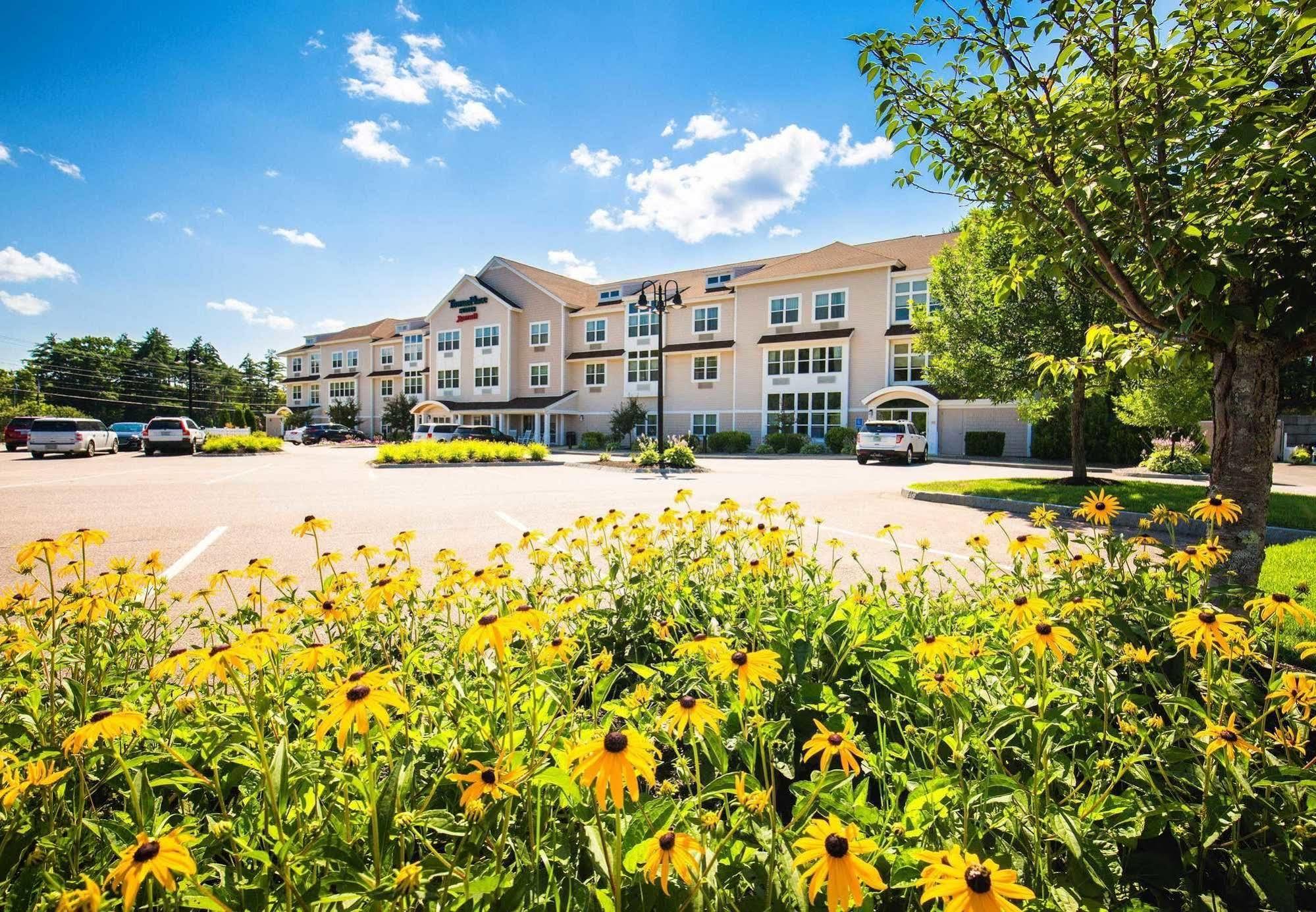 Towneplace Suites By Marriott גילפורד מראה חיצוני תמונה